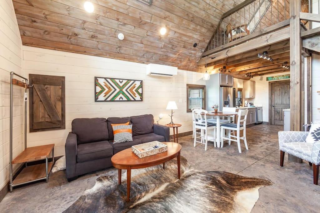 Romantic A-Frame Private Hottub Firepit Neargsmnp Sevierville Exterior foto